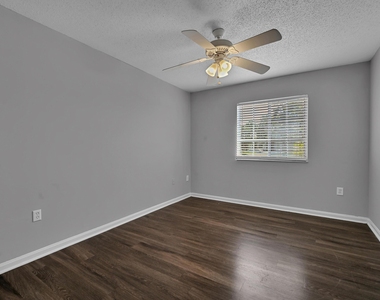 3638 Nw Mediterranean Lane - Photo Thumbnail 17