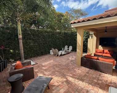 10435 Yarrow Drive - Photo Thumbnail 24