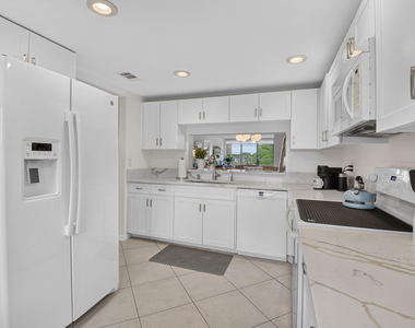 15075 Witney Road - Photo Thumbnail 7
