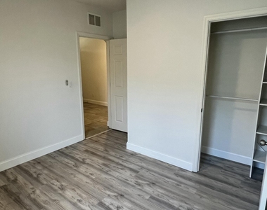 3280 Roxbury Place Sw - Photo Thumbnail 17