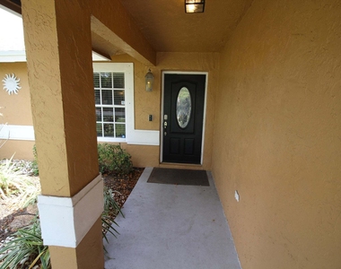 147 Nw 10th Avenue - Photo Thumbnail 4
