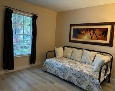 147 Nw 10th Avenue - Photo Thumbnail 24