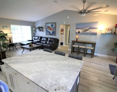 147 Nw 10th Avenue - Photo Thumbnail 10