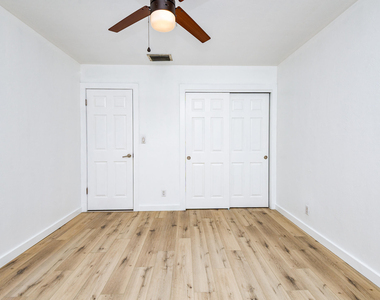 2501 Taylor Street - Photo Thumbnail 12