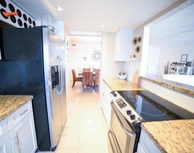 2701 N Ocean Boulevard - Photo Thumbnail 6