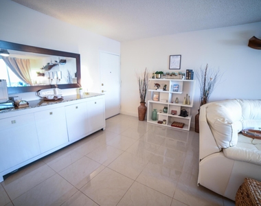 2701 N Ocean Boulevard - Photo Thumbnail 3