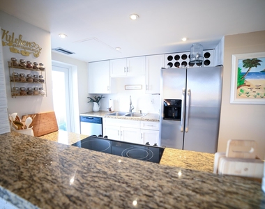 2701 N Ocean Boulevard - Photo Thumbnail 5