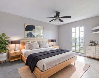 7980 N French Drive - Photo Thumbnail 3