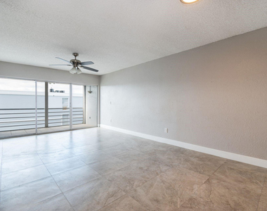 7980 N French Drive - Photo Thumbnail 8