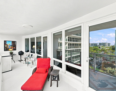 4100 Galt Ocean - Photo Thumbnail 15