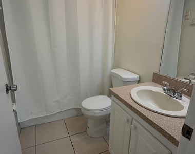 905 Southridge Road - Photo Thumbnail 4