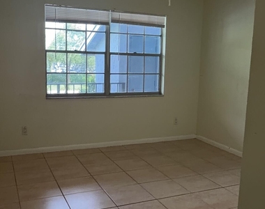 905 Southridge Road - Photo Thumbnail 6