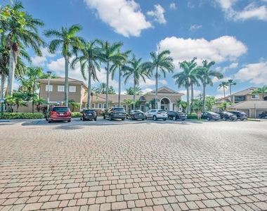 3702 Nw Mediterranean Lane - Photo Thumbnail 15
