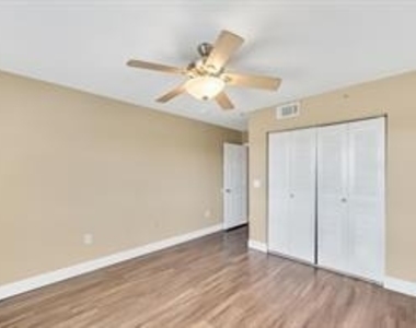 3702 Nw Mediterranean Lane - Photo Thumbnail 20