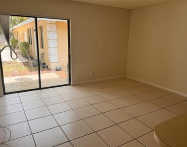 1117 Goldenrod Road - Photo Thumbnail 5