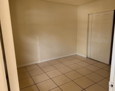 1117 Goldenrod Road - Photo Thumbnail 2