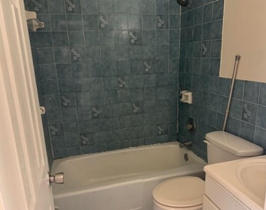 1117 Goldenrod Road - Photo Thumbnail 3