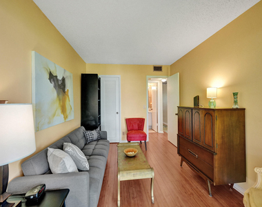 232 Farnham J - Photo Thumbnail 14