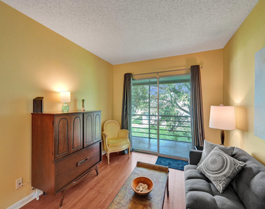 232 Farnham J - Photo Thumbnail 12