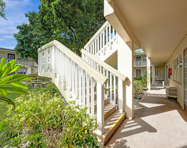 232 Farnham J - Photo Thumbnail 29