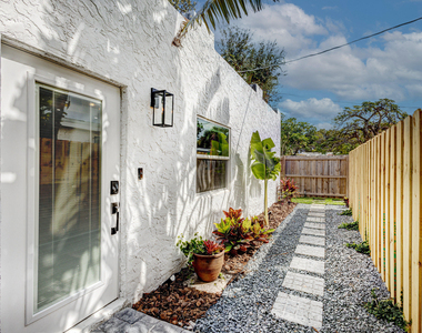 721 Franklin Road - Photo Thumbnail 31