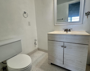 2851 Ne 183rd Street - Photo Thumbnail 9