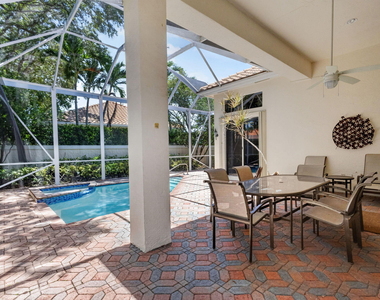 1048 Diamond Head Way - Photo Thumbnail 25