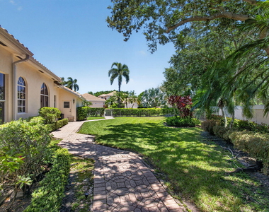 1048 Diamond Head Way - Photo Thumbnail 28