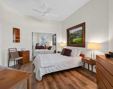 1048 Diamond Head Way - Photo Thumbnail 19