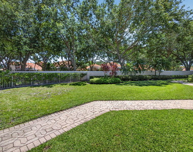 1048 Diamond Head Way - Photo Thumbnail 30