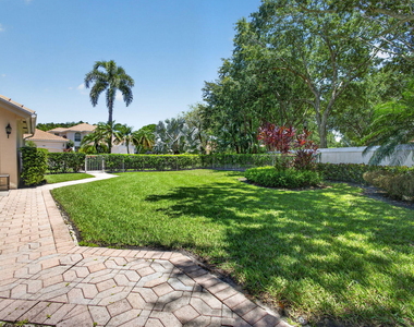 1048 Diamond Head Way - Photo Thumbnail 29