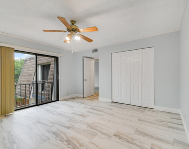 326 Jupiter Lakes Boulevard - Photo Thumbnail 21