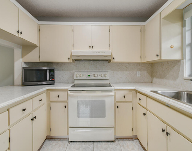 326 Jupiter Lakes Boulevard - Photo Thumbnail 9