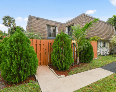 326 Jupiter Lakes Boulevard - Photo Thumbnail 2