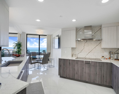 3560 S Ocean Boulevard - Photo Thumbnail 12
