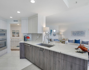 3560 S Ocean Boulevard - Photo Thumbnail 13