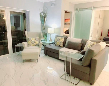 1500 S Ocean Boulevard - Photo Thumbnail 5