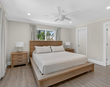 135 Se 28th Court - Photo Thumbnail 26