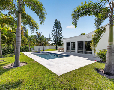 135 Se 28th Court - Photo Thumbnail 48