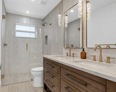135 Se 28th Court - Photo Thumbnail 29