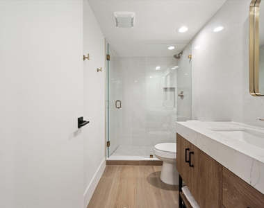 2810 Polo Island Drive - Photo Thumbnail 23
