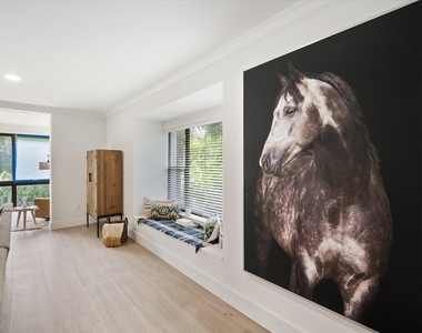 2810 Polo Island Drive - Photo Thumbnail 12