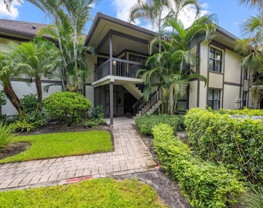 2810 Polo Island Drive - Photo Thumbnail 24