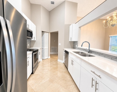 1220 Nw 15th Avenue - Photo Thumbnail 10