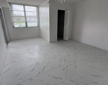 7840 Nw 50th Street - Photo Thumbnail 15