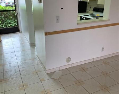 7840 Nw 50th Street - Photo Thumbnail 2