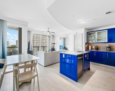 3101 Bayshore Drive - Photo Thumbnail 1