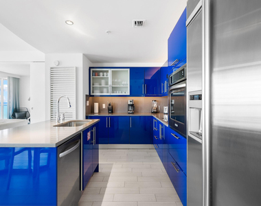 3101 Bayshore Drive - Photo Thumbnail 2