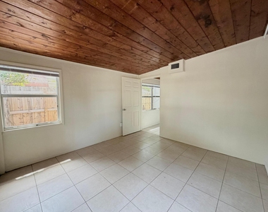 735 46th Street - Photo Thumbnail 13