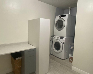10473 Nw 3rd Street - Photo Thumbnail 4